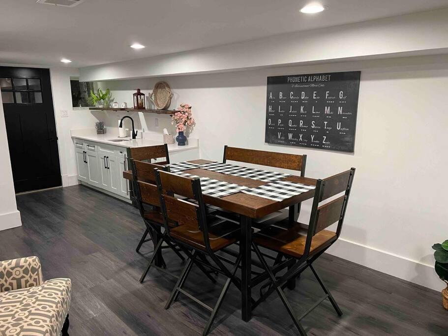 Cherry Blossom Townhouse, Easy Dc Access 워싱턴 외부 사진