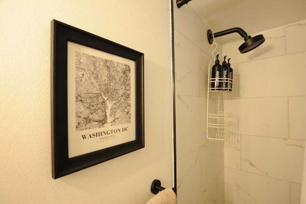 Cherry Blossom Townhouse, Easy Dc Access 워싱턴 외부 사진