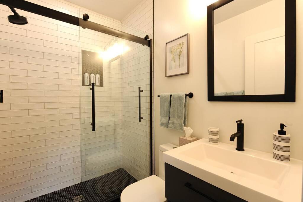 Cherry Blossom Townhouse, Easy Dc Access 워싱턴 외부 사진