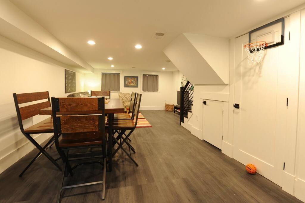 Cherry Blossom Townhouse, Easy Dc Access 워싱턴 외부 사진