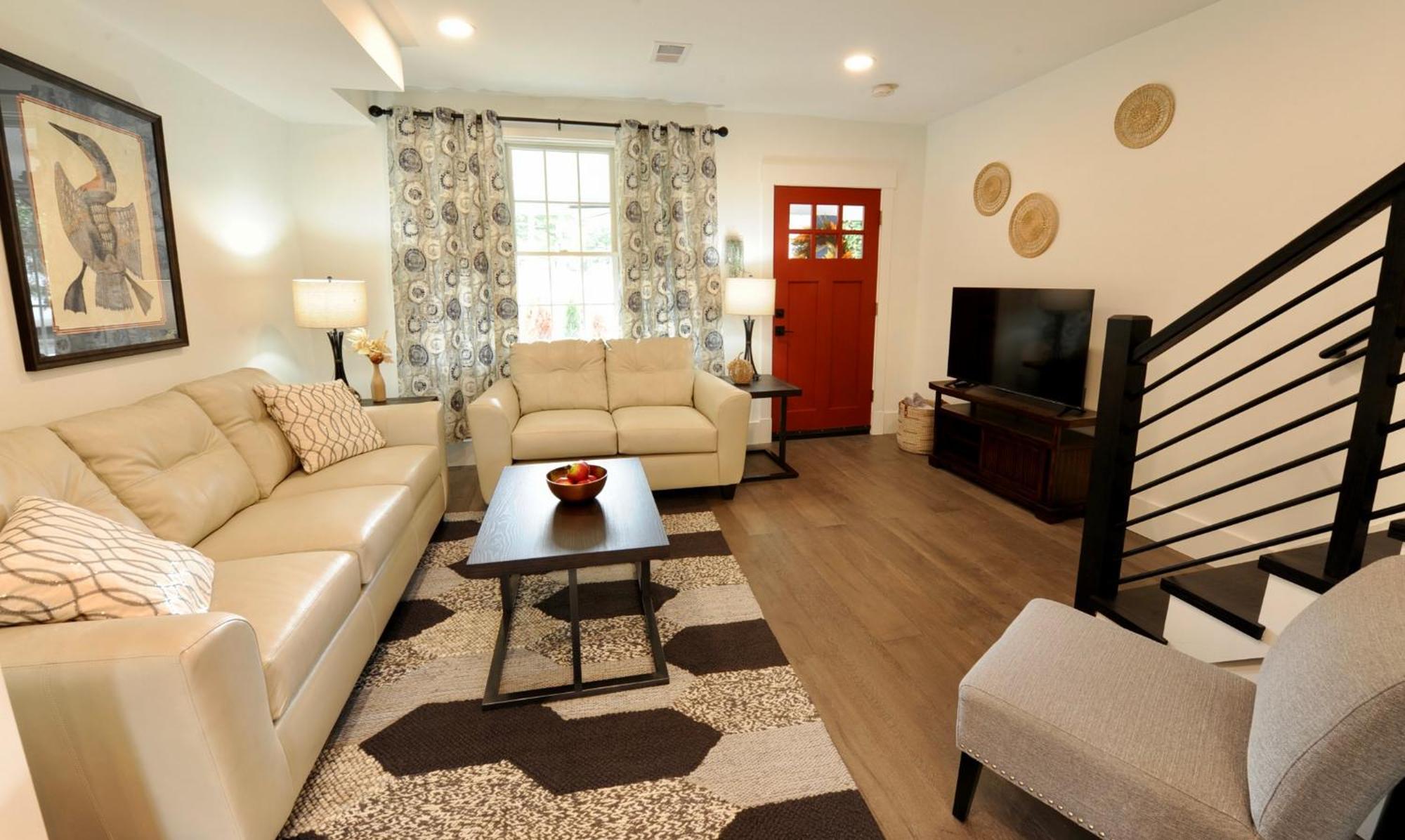 Cherry Blossom Townhouse, Easy Dc Access 워싱턴 외부 사진